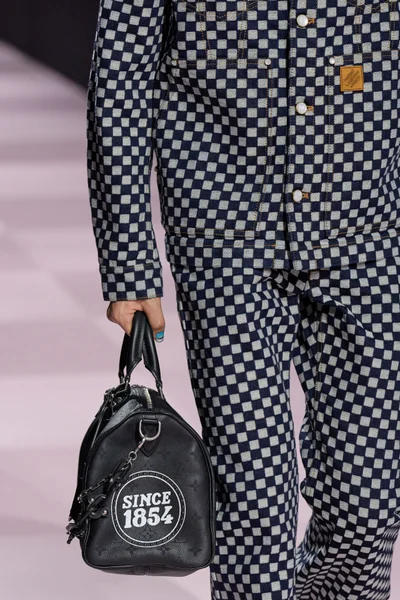 Look 135